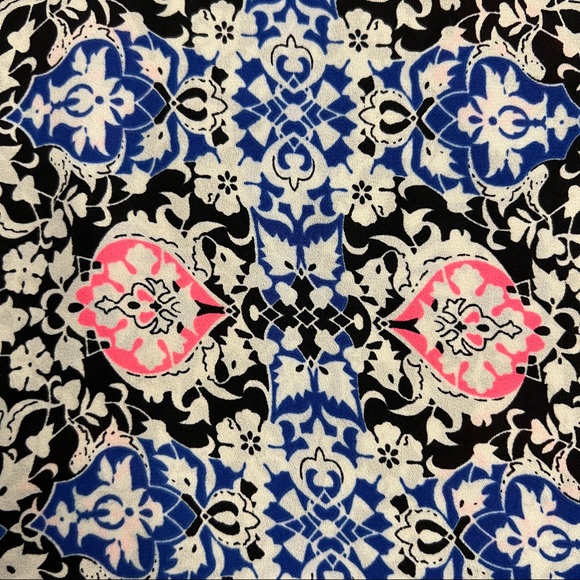 Lush Spaghetti Strap Sheer Tank Small - Picture 4 of 9